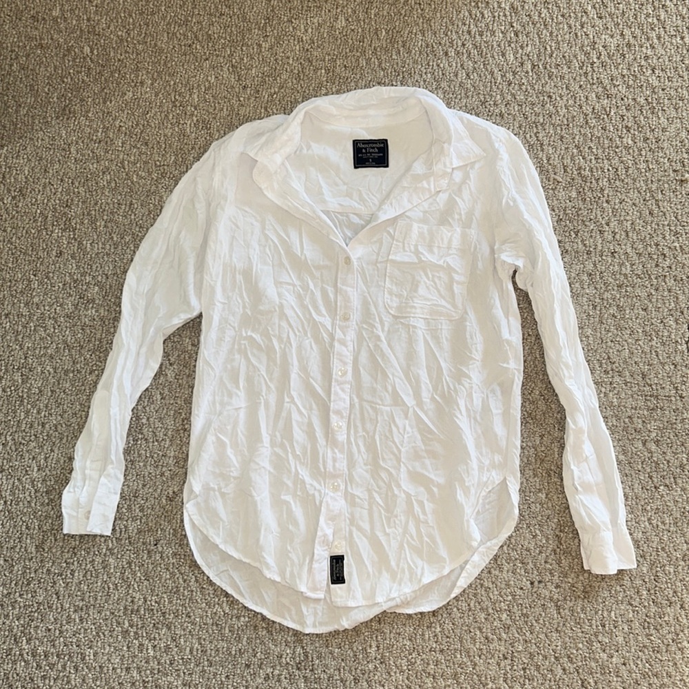 ABERCROMBIE AND FITCH | size s button down shirt